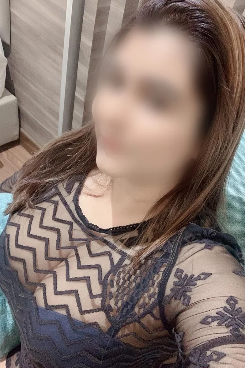 female Call Girls in Vadodara